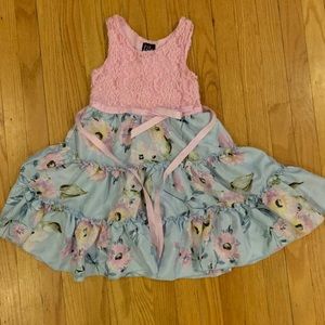 Girls dress